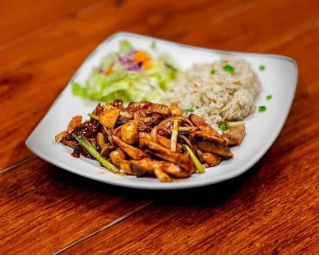 BB2. Spicy Chicken Bento.