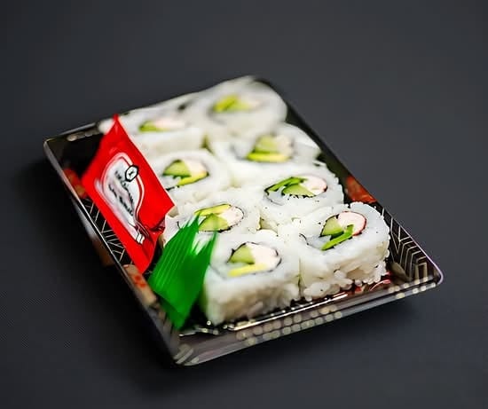 R4. Tempura California Roll.
