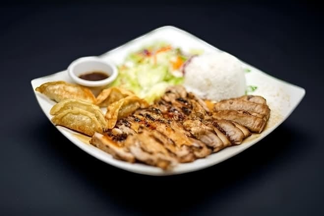 L2. Chicken & Gyoza (Lunch).